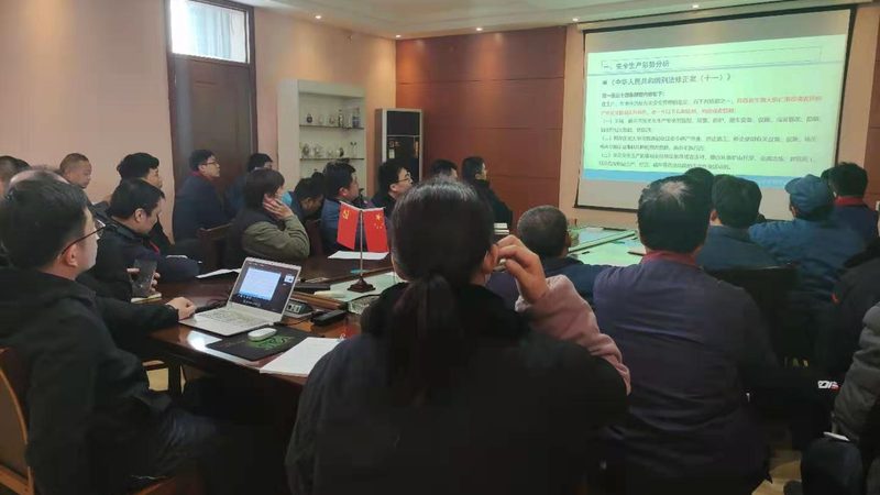 小标题：少儿编程师资培训的重要性