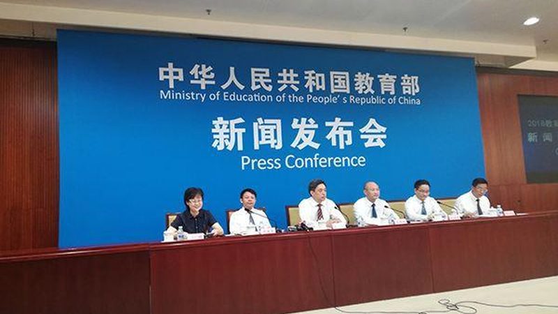 叉车证与挖掘机证：培训费用的考量因素